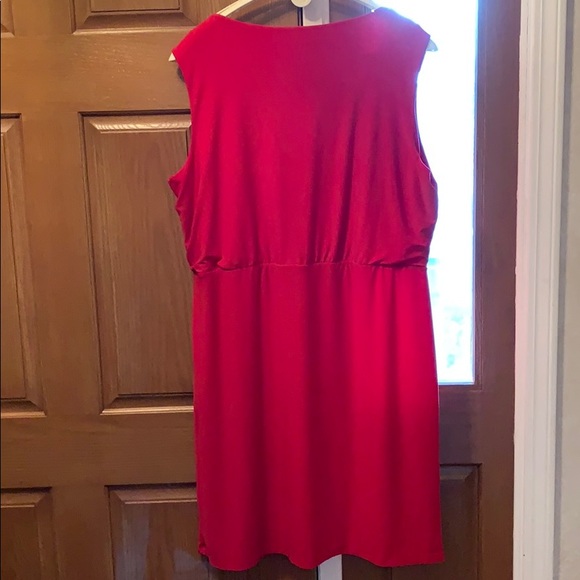 Red Dress - Picture 5 of 6